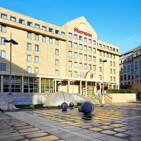 Sheraton Grand Hotel & Spa-3